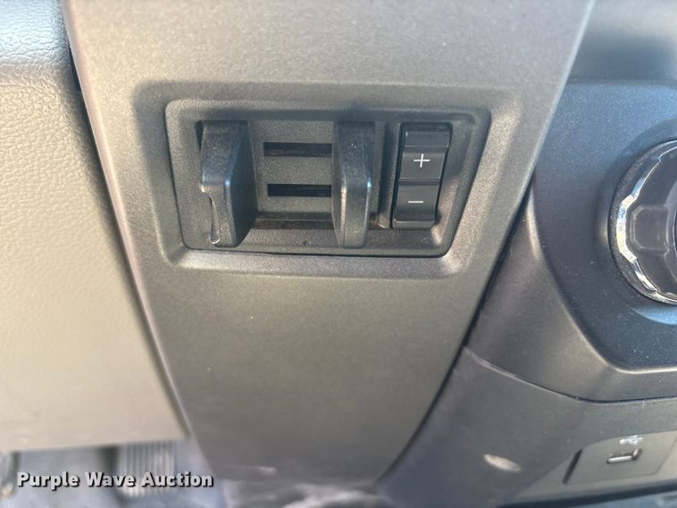image for item FC2490 2019 Ford F250 Super Duty Crew Cab pickup truck