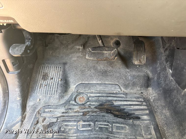 image for item FC2490 2019 Ford F250 Super Duty Crew Cab pickup truck