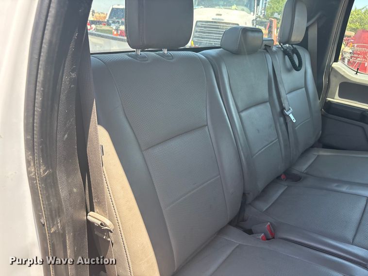 image for item FC2490 2019 Ford F250 Super Duty Crew Cab pickup truck