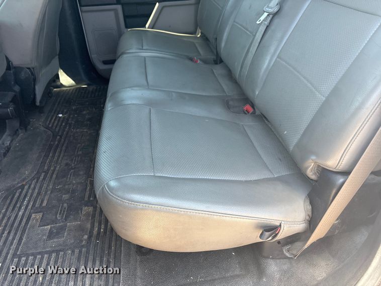 image for item FC2490 2019 Ford F250 Super Duty Crew Cab pickup truck