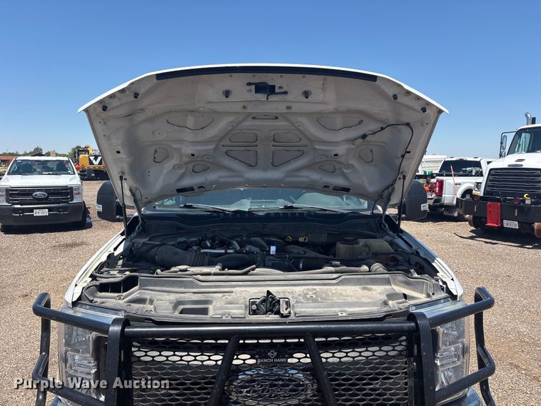 image for item FC2490 2019 Ford F250 Super Duty Crew Cab pickup truck