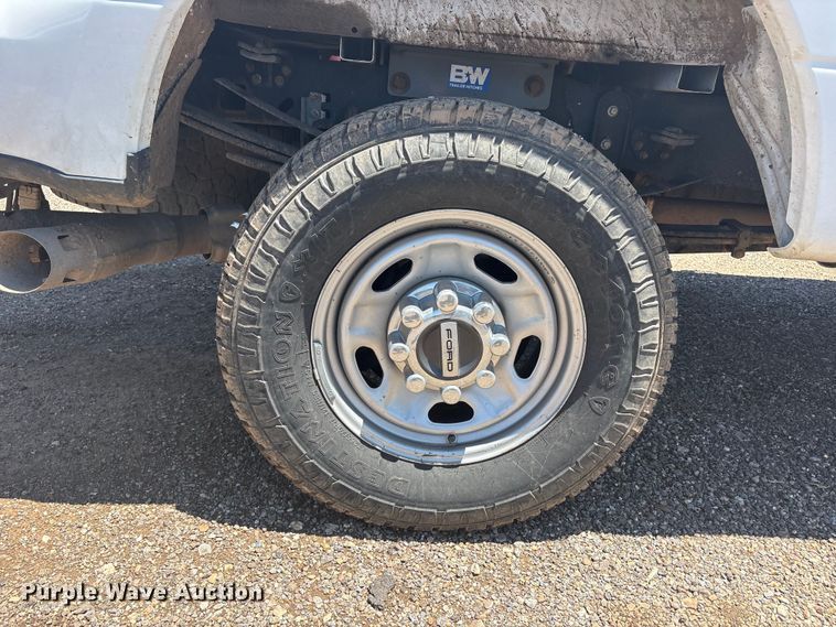 image for item FC2490 2019 Ford F250 Super Duty Crew Cab pickup truck