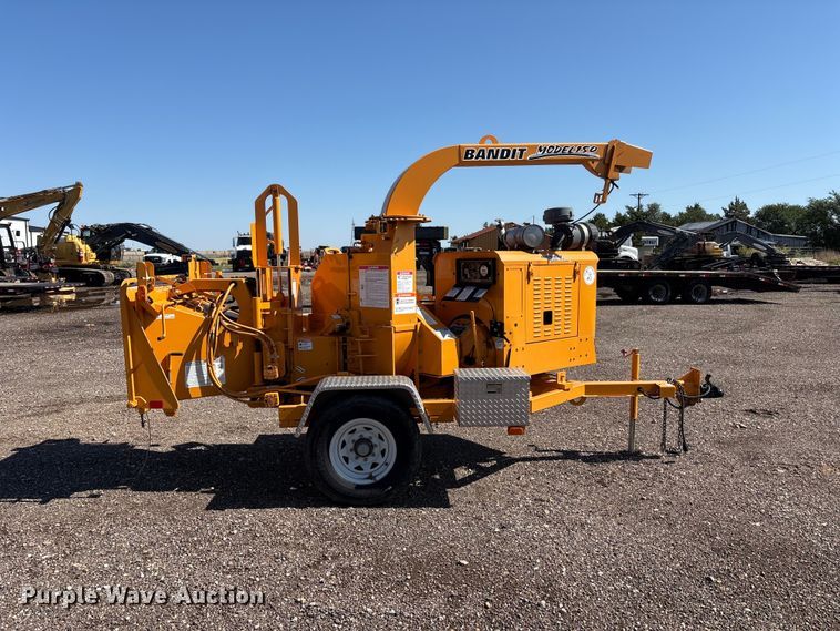 image for item FC2493 2005 Bandit 150 wood chipper