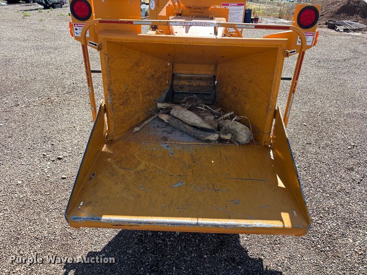 image for item FC2493 2005 Bandit 150 wood chipper
