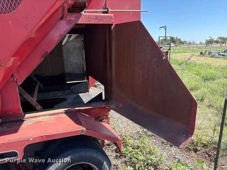 image for item FC2495 Rotochopper wood chipper trailer
