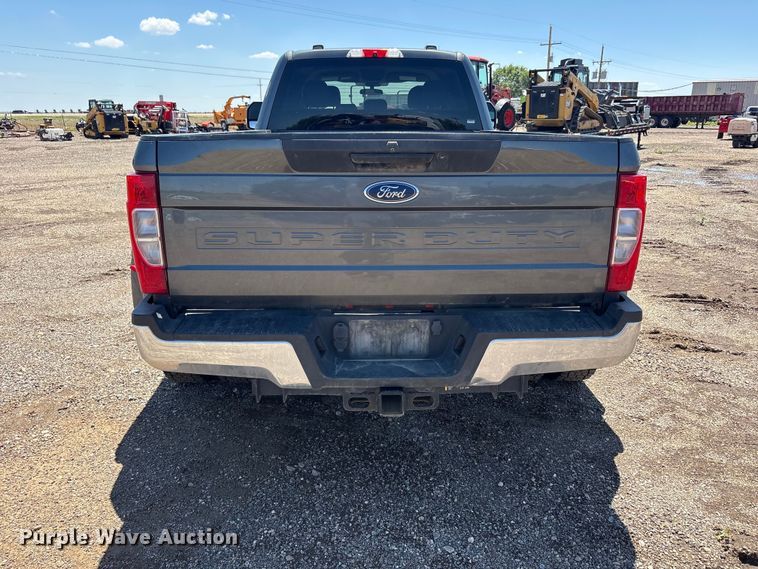 image for item FC2500 2020 Ford F350 Super Duty Crew Cab pickup truck
