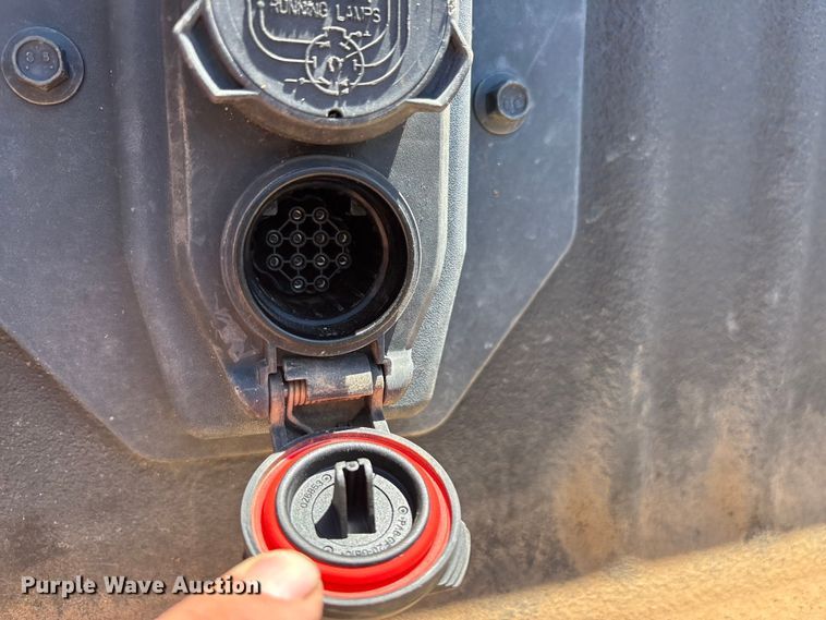 image for item FC2500 2020 Ford F350 Super Duty Crew Cab pickup truck