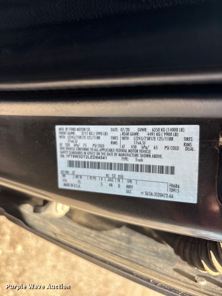 image for item FC2500 2020 Ford F350 Super Duty Crew Cab pickup truck