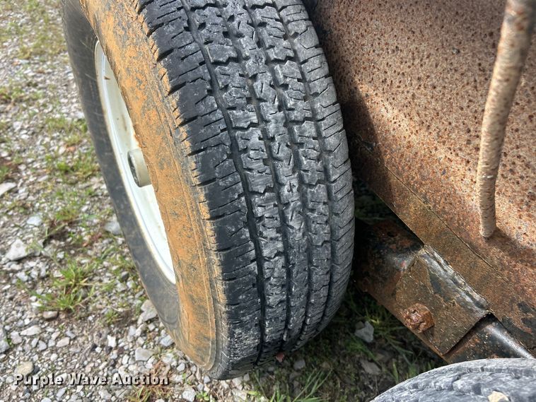 image for item FC2539 2006 PJ Trailers equipment trailer