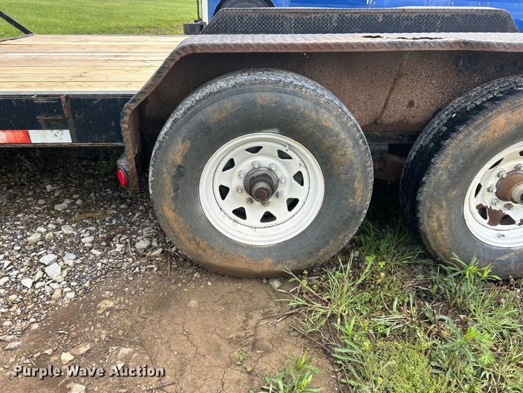 image for item FC2539 2006 PJ Trailers equipment trailer