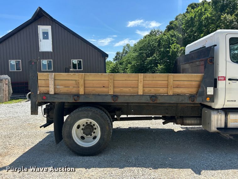 image for item FC2780 2008 Hino 268 flatbed truck