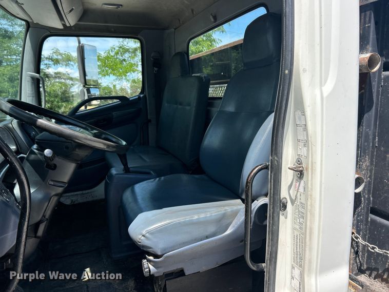 image for item FC2780 2008 Hino 268 flatbed truck