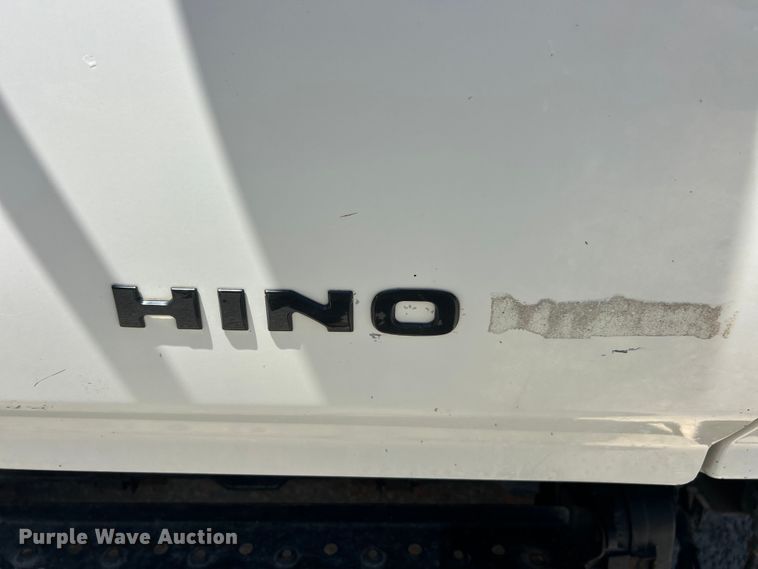 image for item FC2780 2008 Hino 268 flatbed truck