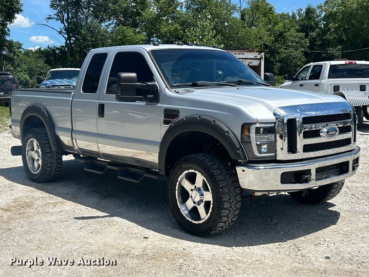 image for item FC2796 2008 Ford F250 Super Duty XLT Ext. Cab pickup truck