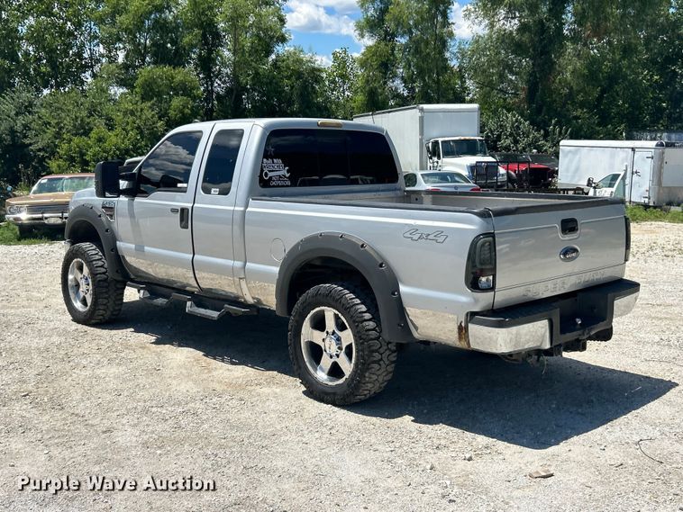 image for item FC2796 2008 Ford F250 Super Duty XLT Ext. Cab pickup truck