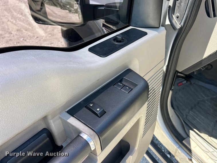 image for item FC2796 2008 Ford F250 Super Duty XLT Ext. Cab pickup truck