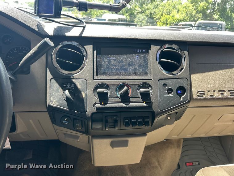 image for item FC2796 2008 Ford F250 Super Duty XLT Ext. Cab pickup truck
