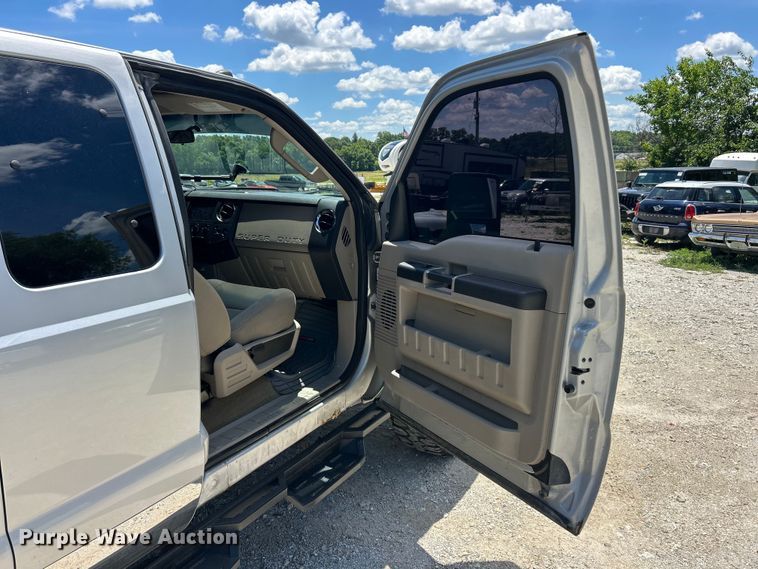 image for item FC2796 2008 Ford F250 Super Duty XLT Ext. Cab pickup truck