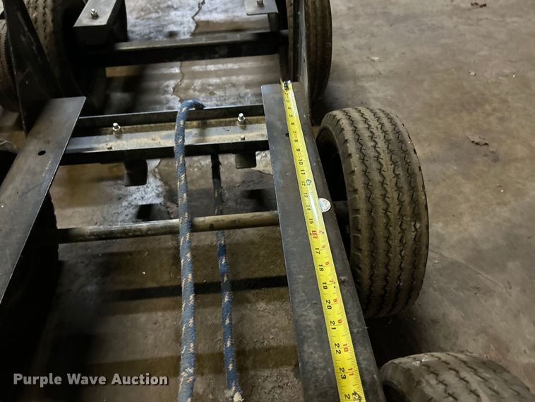 image for item FC2824 (4) carts