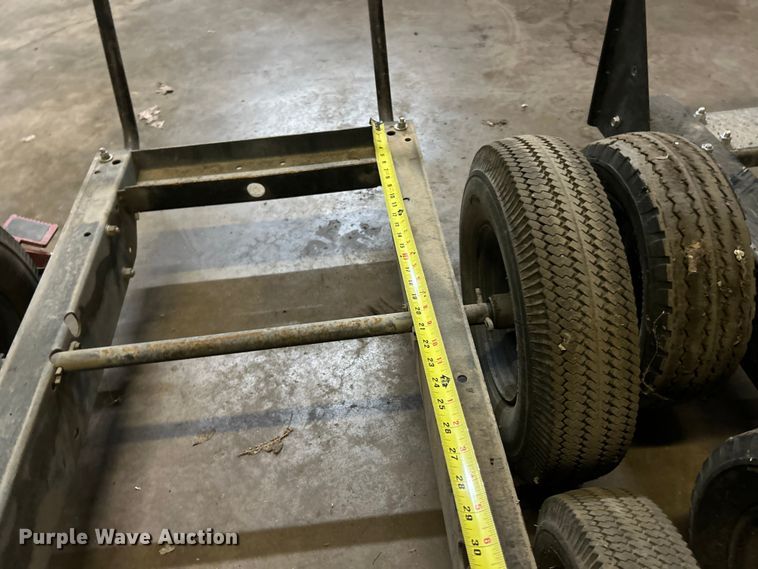 image for item FC2824 (4) carts