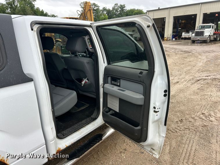 image for item FC2833 2014 Ford F150 XLT Crew Cab pickup truck