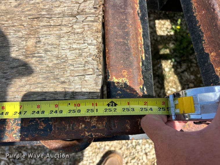 image for item FC2842 2016 TrailKing TK40LP equipment trailer