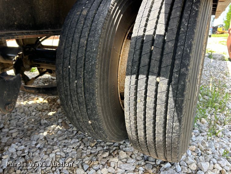 image for item FC2842 2016 TrailKing TK40LP equipment trailer