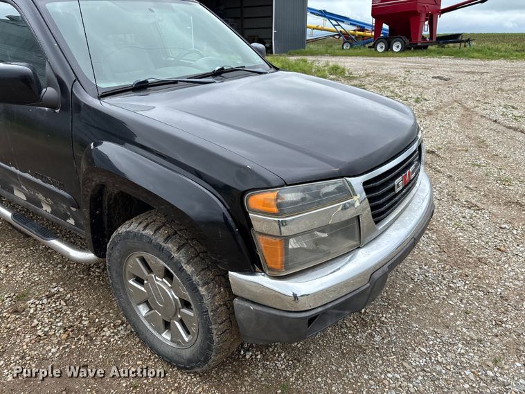 image for item FC5778 2011 GMC Canyon Crew Cab pickup truck