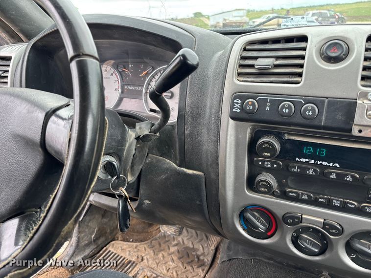 image for item FC5778 2011 GMC Canyon Crew Cab pickup truck
