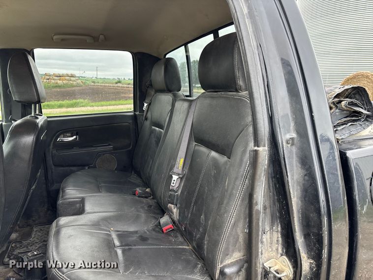 image for item FC5778 2011 GMC Canyon Crew Cab pickup truck