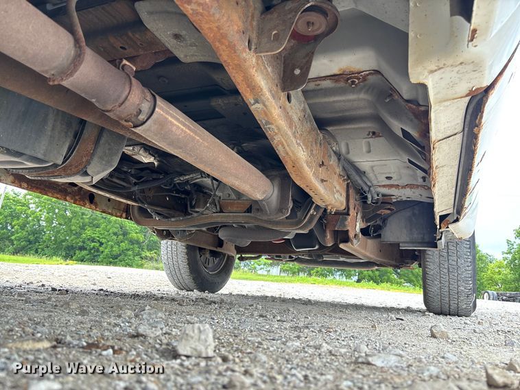 image for item FC5848 2006 Ford F250 Super Duty XL pickup truck