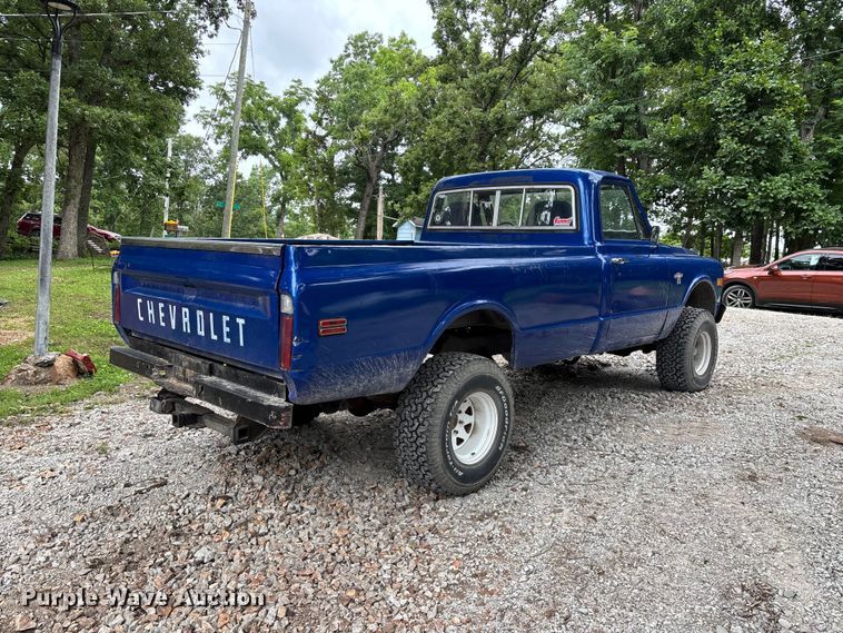 image for item FG0482 1970 Chevrolet K10 pickup truck