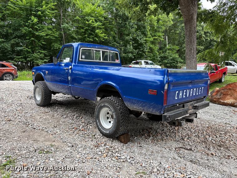 image for item FG0482 1970 Chevrolet K10 pickup truck