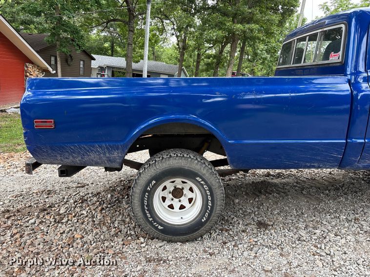 image for item FG0482 1970 Chevrolet K10 pickup truck