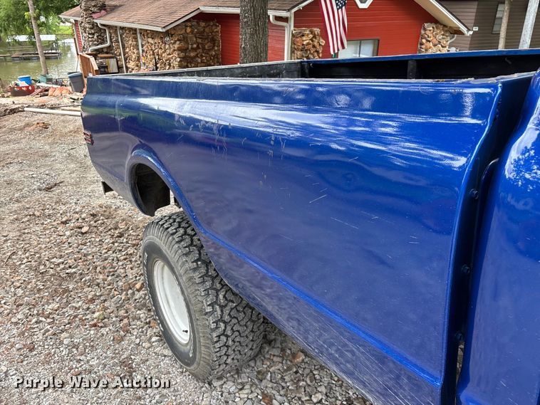image for item FG0482 1970 Chevrolet K10 pickup truck