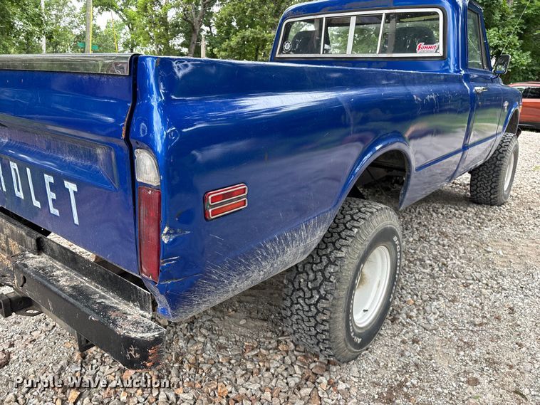 image for item FG0482 1970 Chevrolet K10 pickup truck