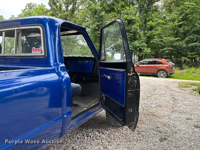 image for item FG0482 1970 Chevrolet K10 pickup truck