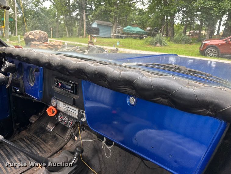 image for item FG0482 1970 Chevrolet K10 pickup truck