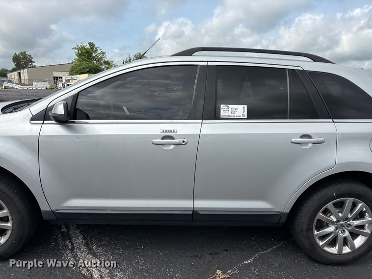 image for item FG0483 2013 Ford Edge SUV
