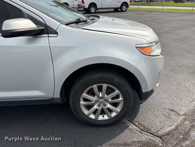 image for item FG0483 2013 Ford Edge SUV