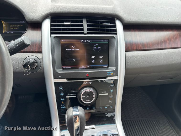image for item FG0483 2013 Ford Edge SUV