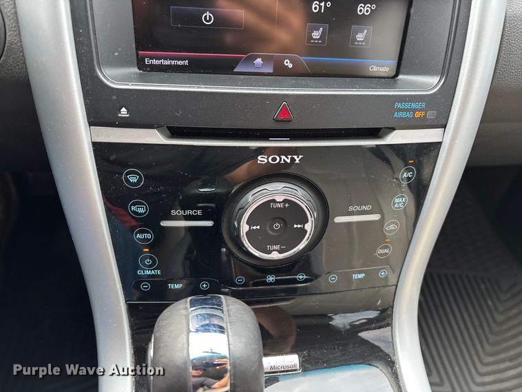 image for item FG0483 2013 Ford Edge SUV