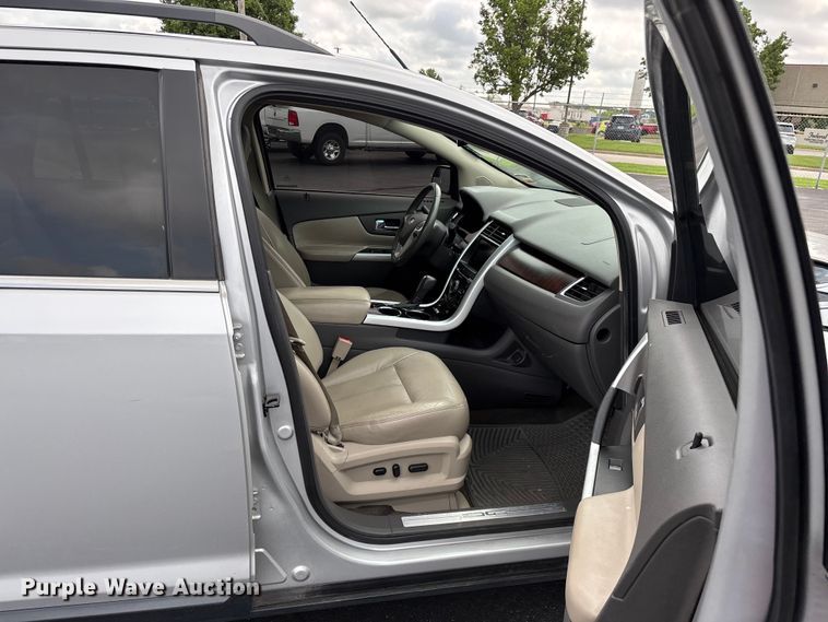image for item FG0483 2013 Ford Edge SUV
