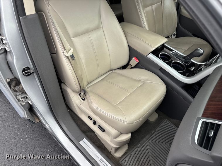 image for item FG0483 2013 Ford Edge SUV