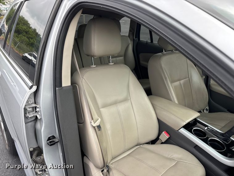image for item FG0483 2013 Ford Edge SUV