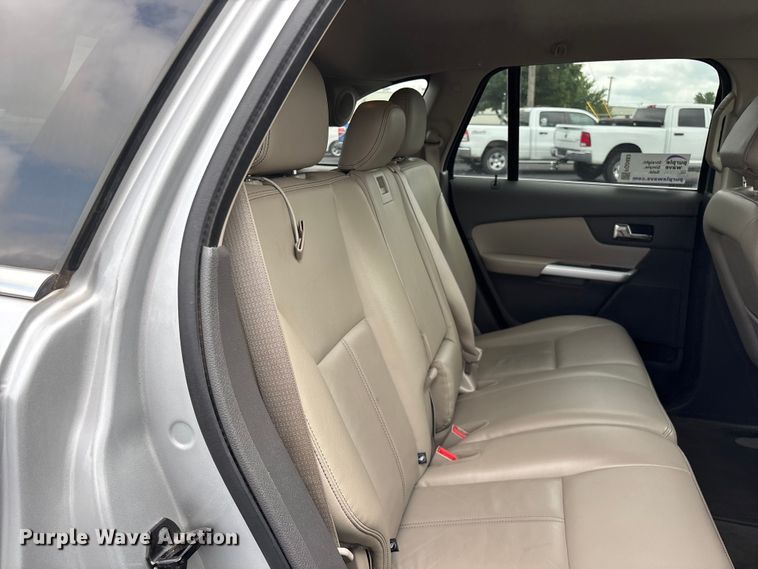 image for item FG0483 2013 Ford Edge SUV