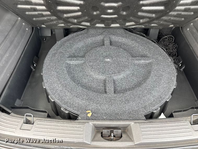 image for item FG0483 2013 Ford Edge SUV