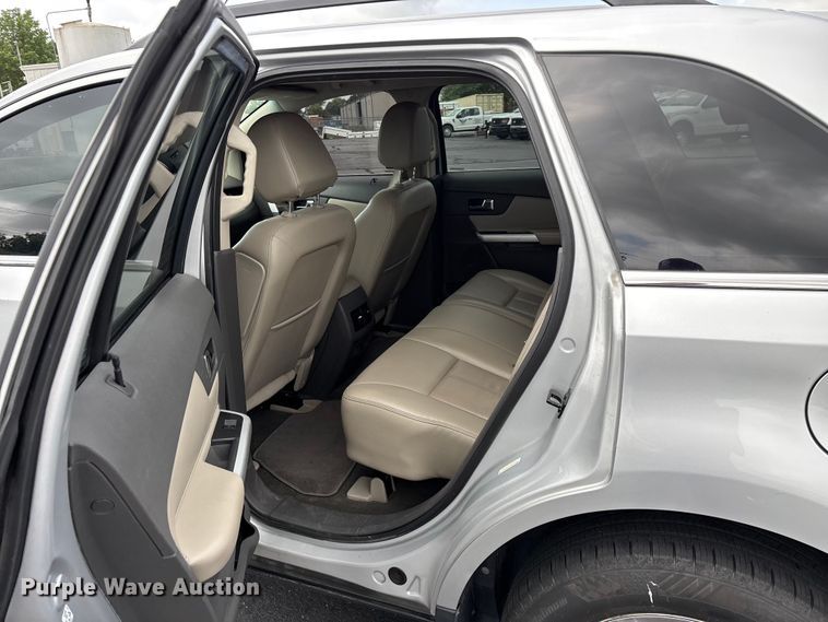 image for item FG0483 2013 Ford Edge SUV