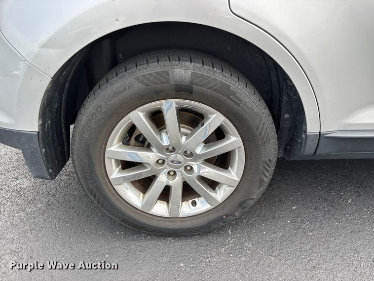 image for item FG0483 2013 Ford Edge SUV