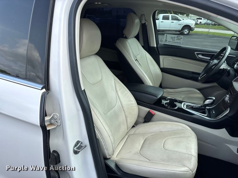 image for item FG0484 2017 Ford Edge SUV